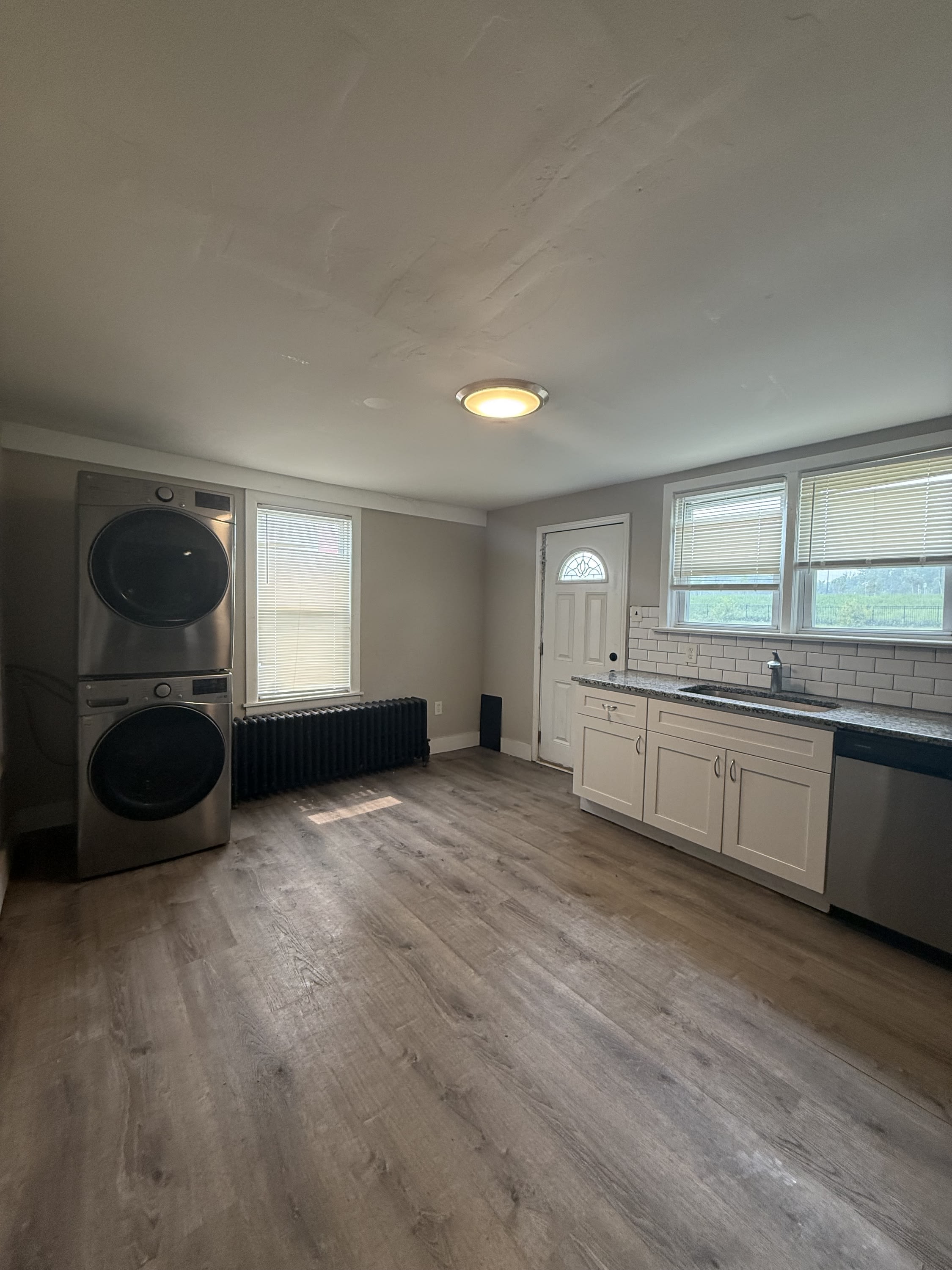 272 Maple Avenue – photo 2