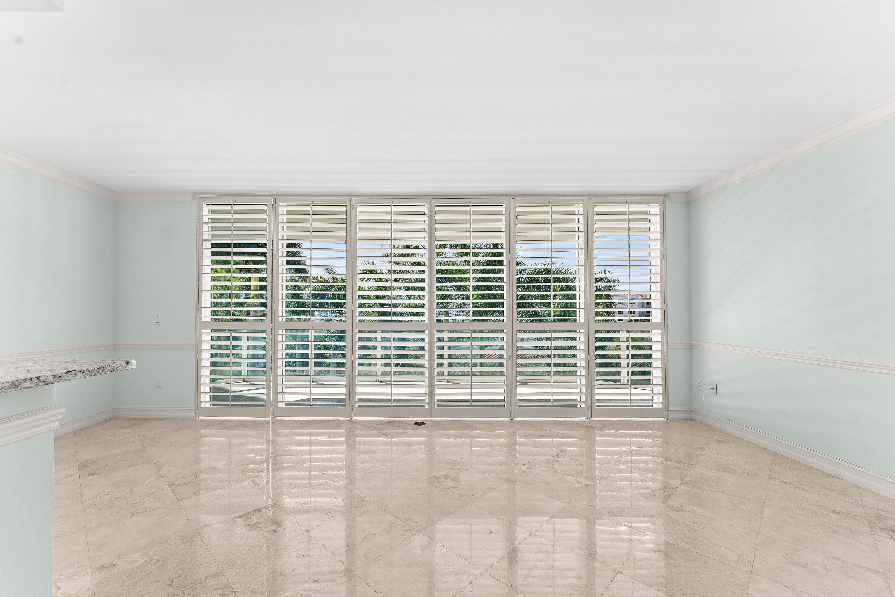 550 SE Mizner Boulevard – photo 3