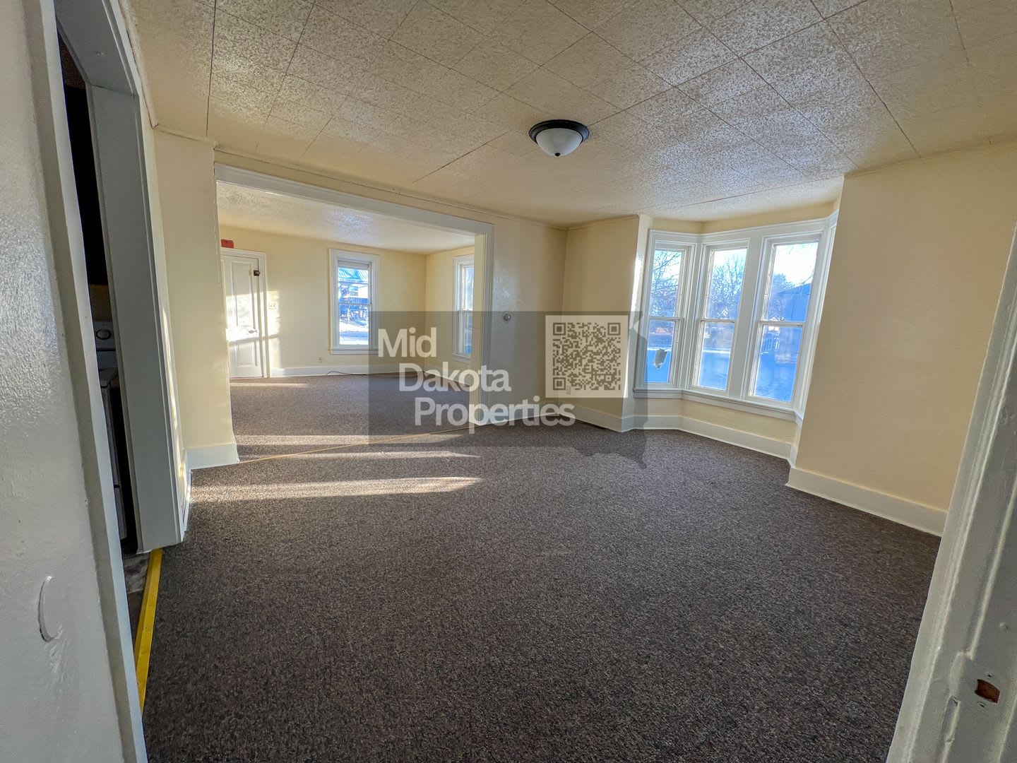 515 E Hanson- 3 Bedroom House – photo 5