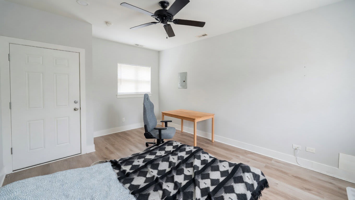 4006 North Bell Avenue – photo 2