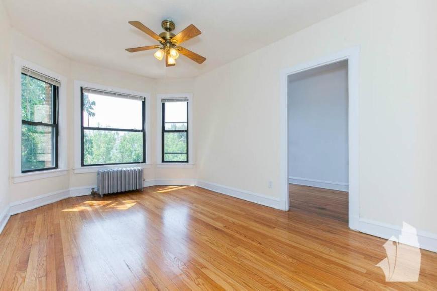 2653 North Spaulding Avenue – photo 1