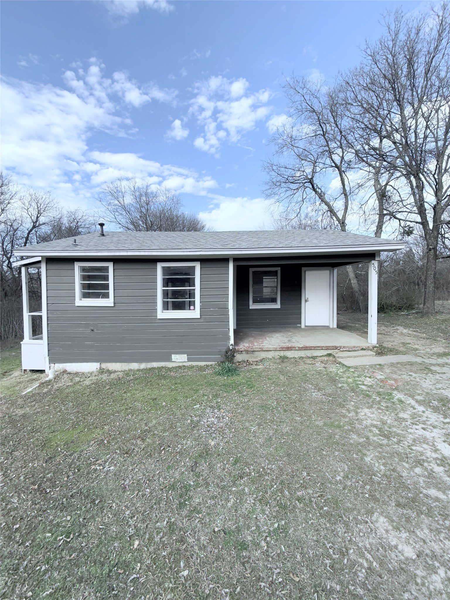 505 E Shepherd Street – photo 1