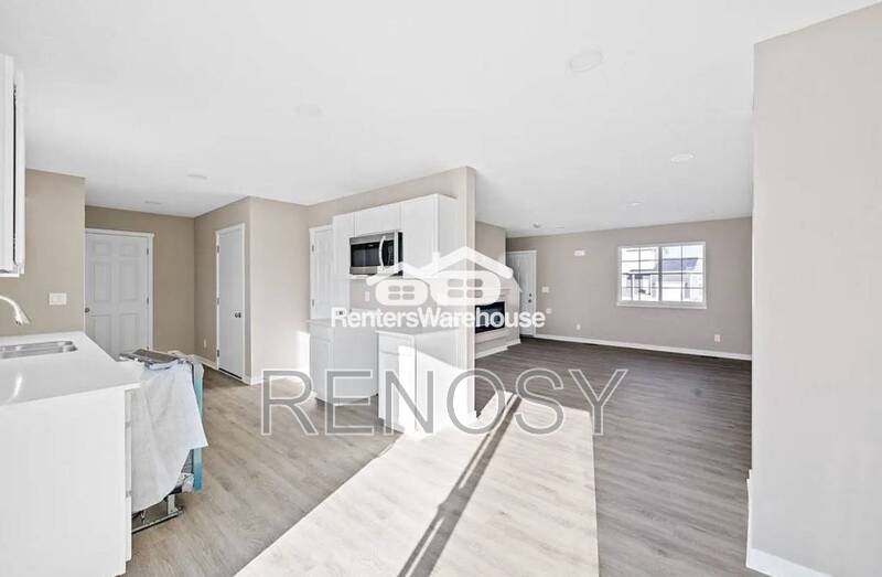 104 E Sycamore Street – photo 3