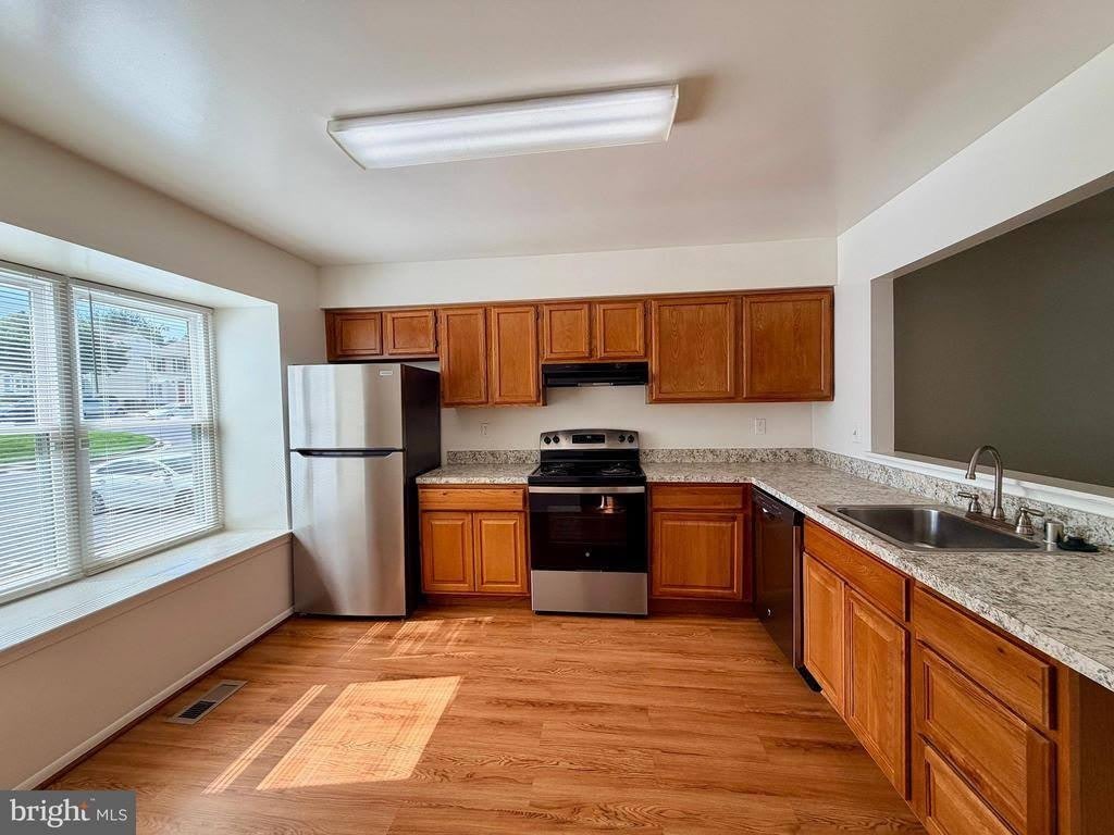6064 Majors Lane – photo 2