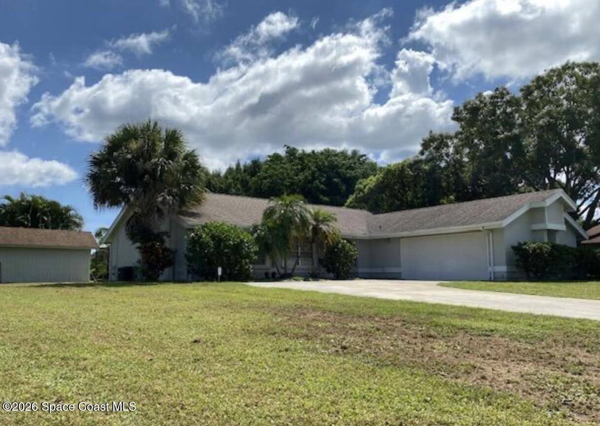 451 Port Malabar Boulevard NE – photo 1