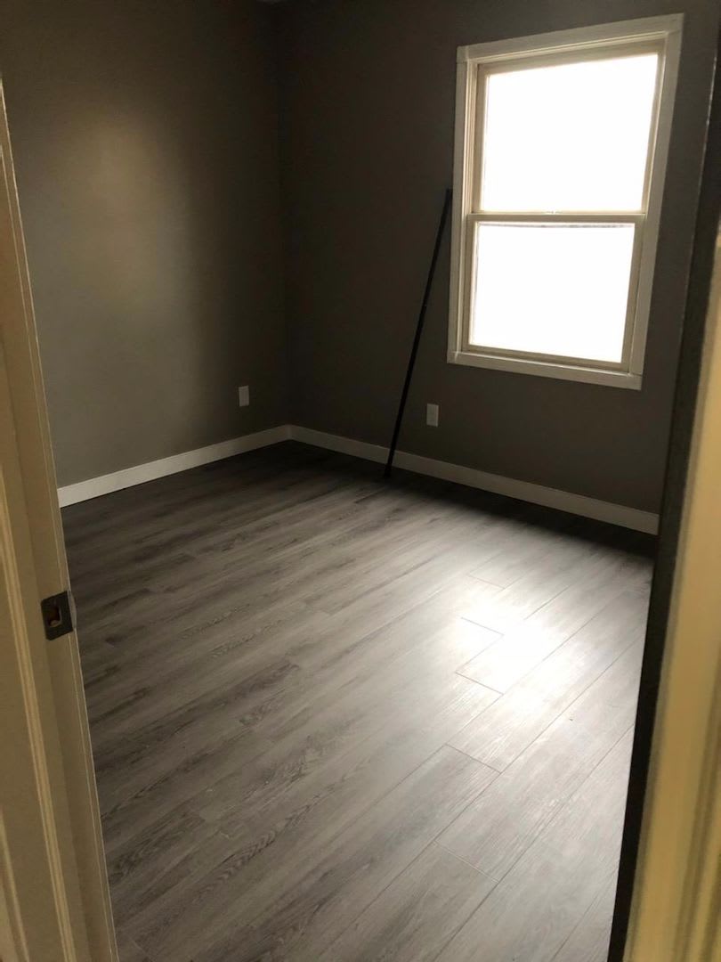 Very Nice 2 Bedroom 1 Bath Duplex – photo 4