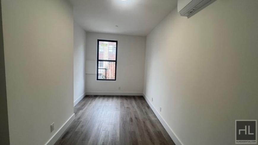 902 ROGERS AVENUE – photo 5