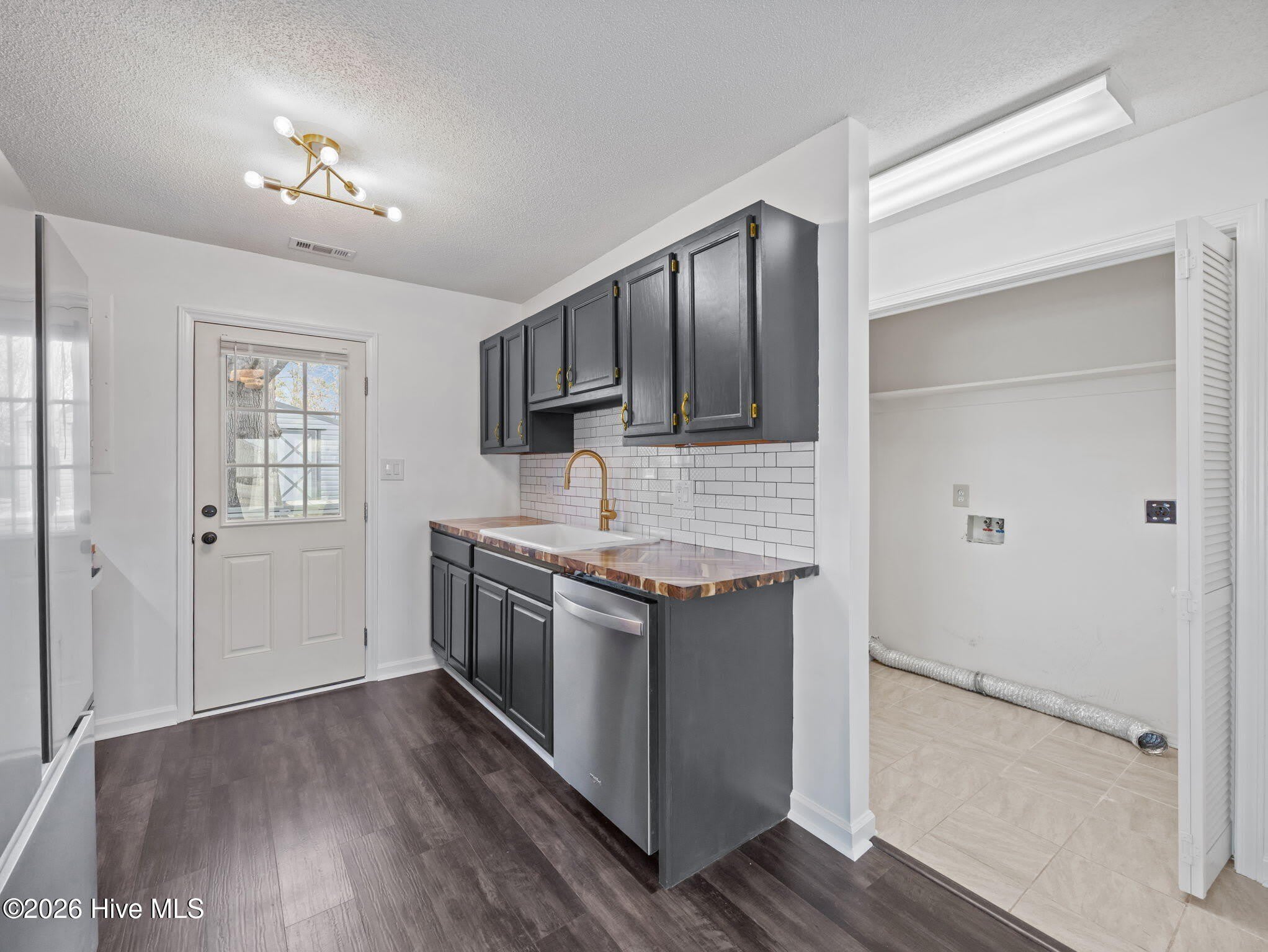 92 Shoreline Drive – photo 5