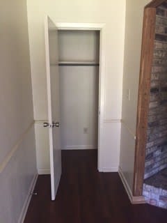 4 bedroom, 2 bath home – photo 3