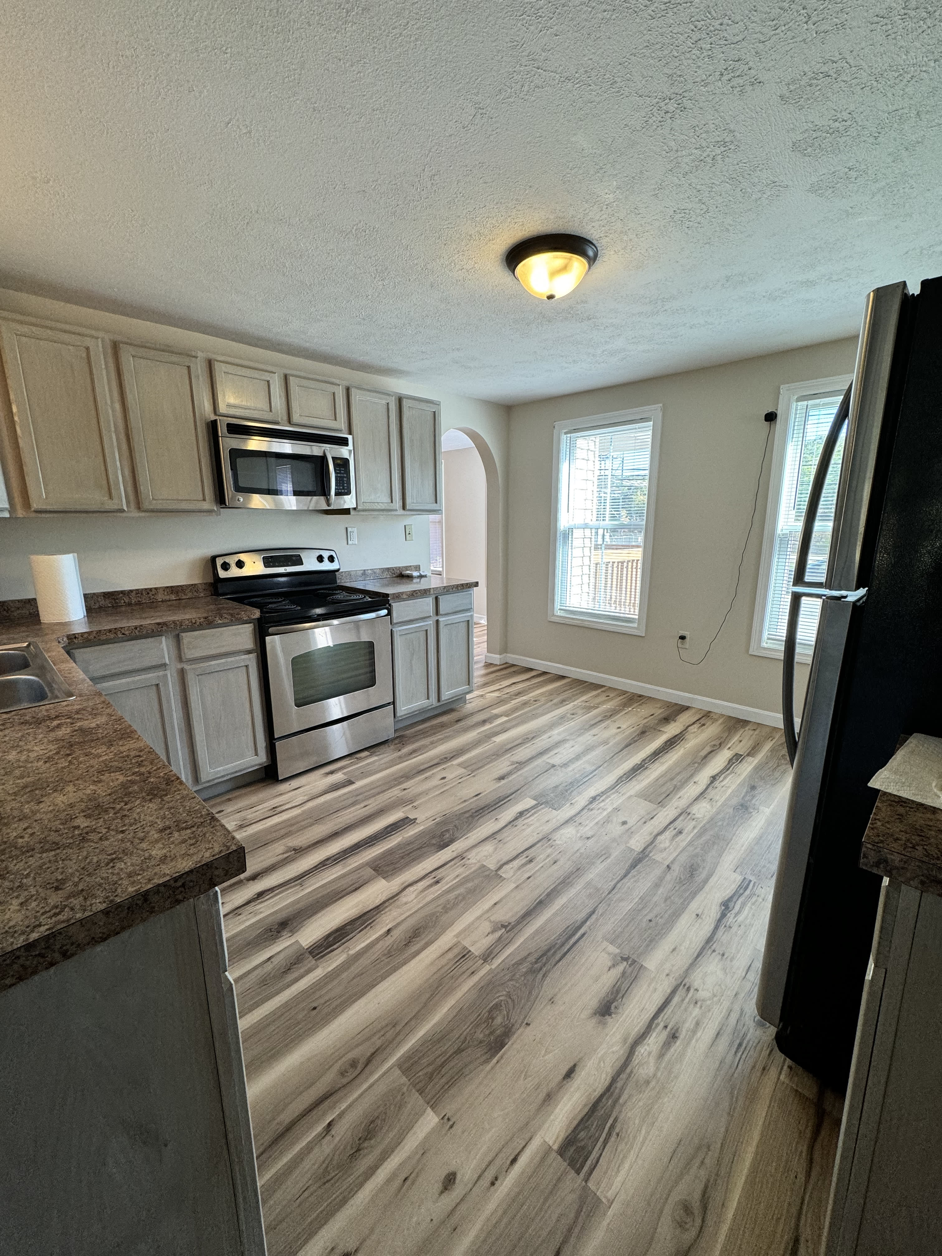 276 North Main Street – photo 1