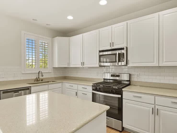 5071 N Silverlace Dr – photo 3