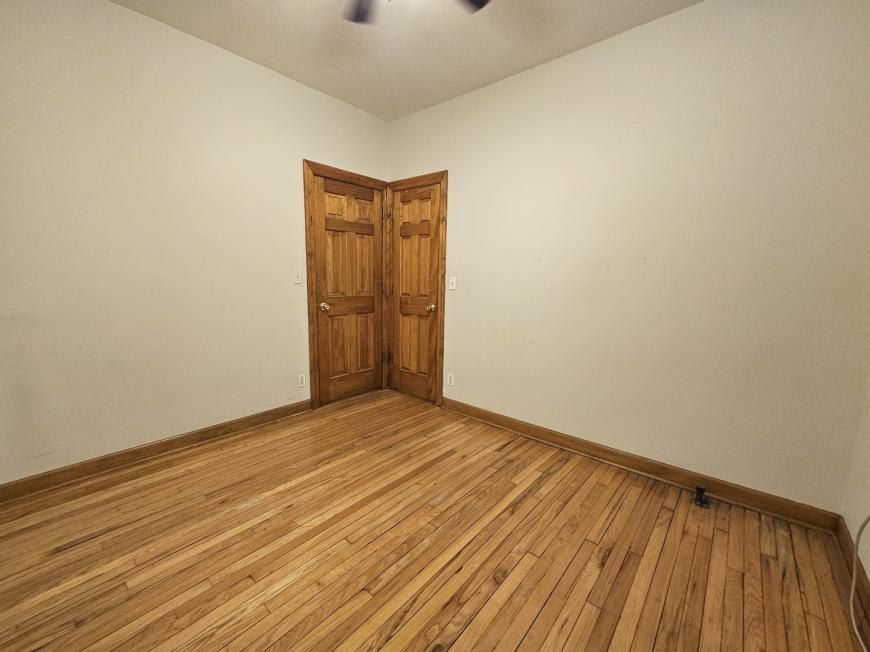 703 W Cornelia Avenue – photo 2
