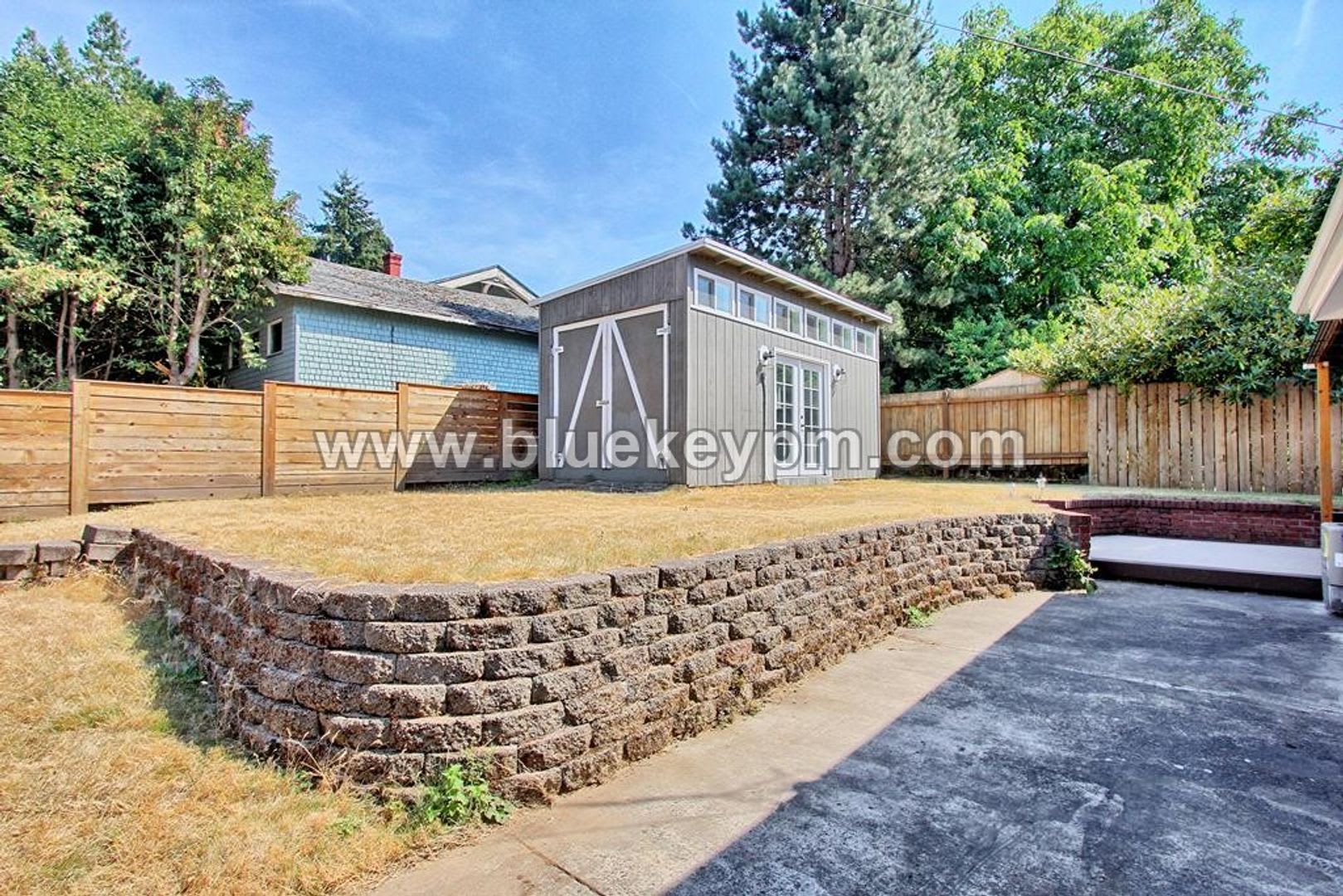 2 Bed 1 Bath Home With Separate Office Or Hobby Shed – photo 4