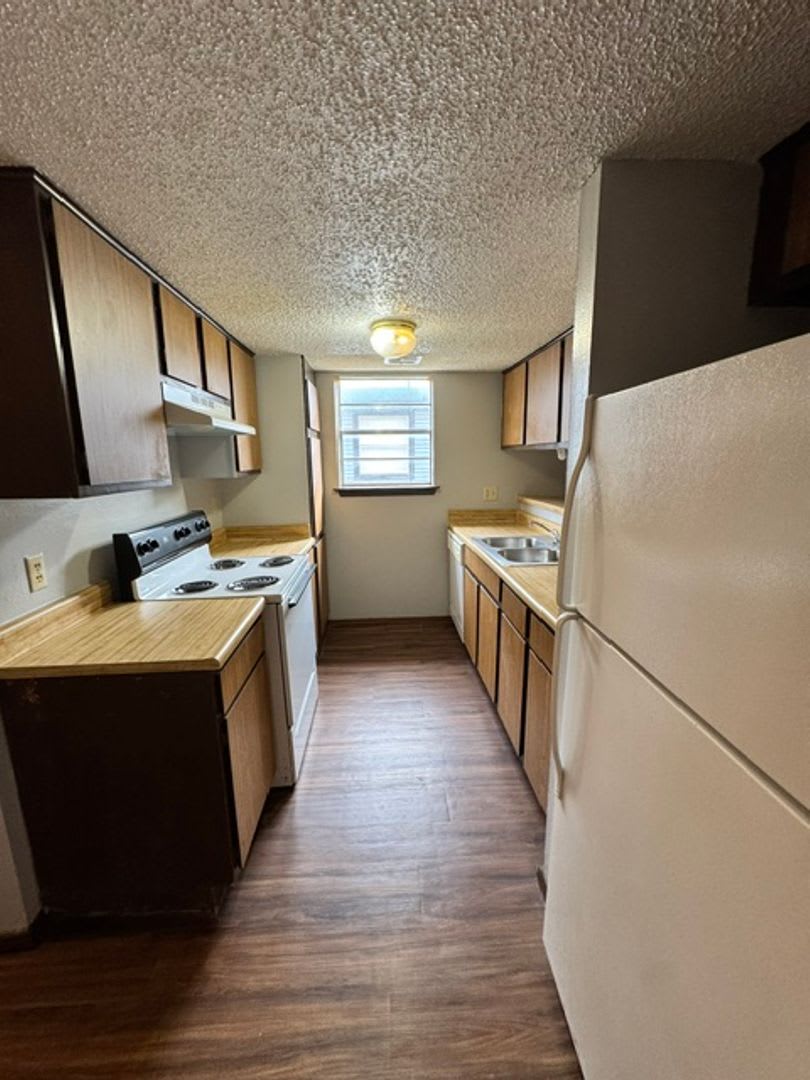 2 Bedrooms A Flex Space For Rent 1 And 1 2 Baths With A 1 Car Garage Duplex For In Sw Okc Near S Western And I 240 – photo 5