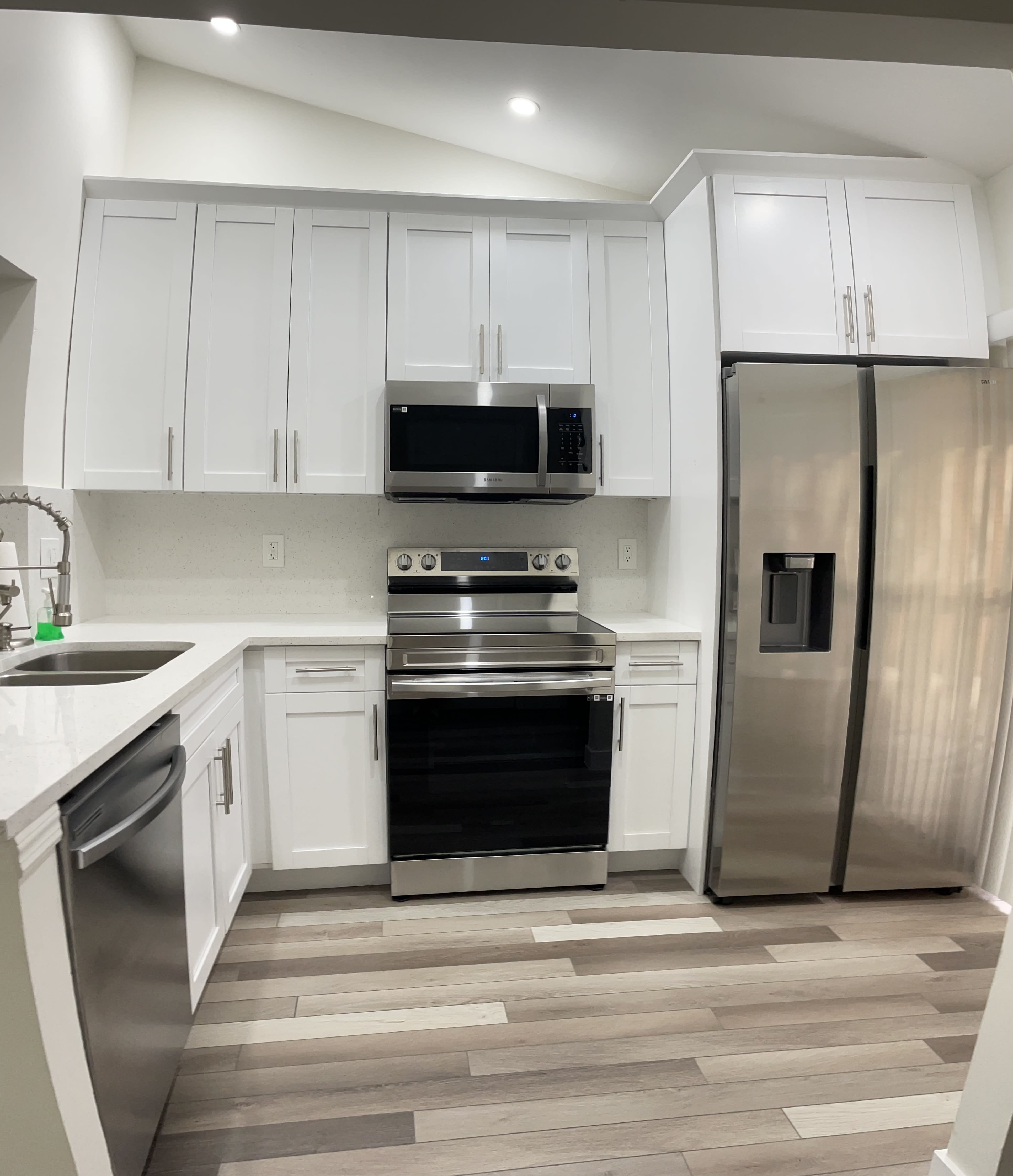 3939 Northeast 5th Avenue – photo 5