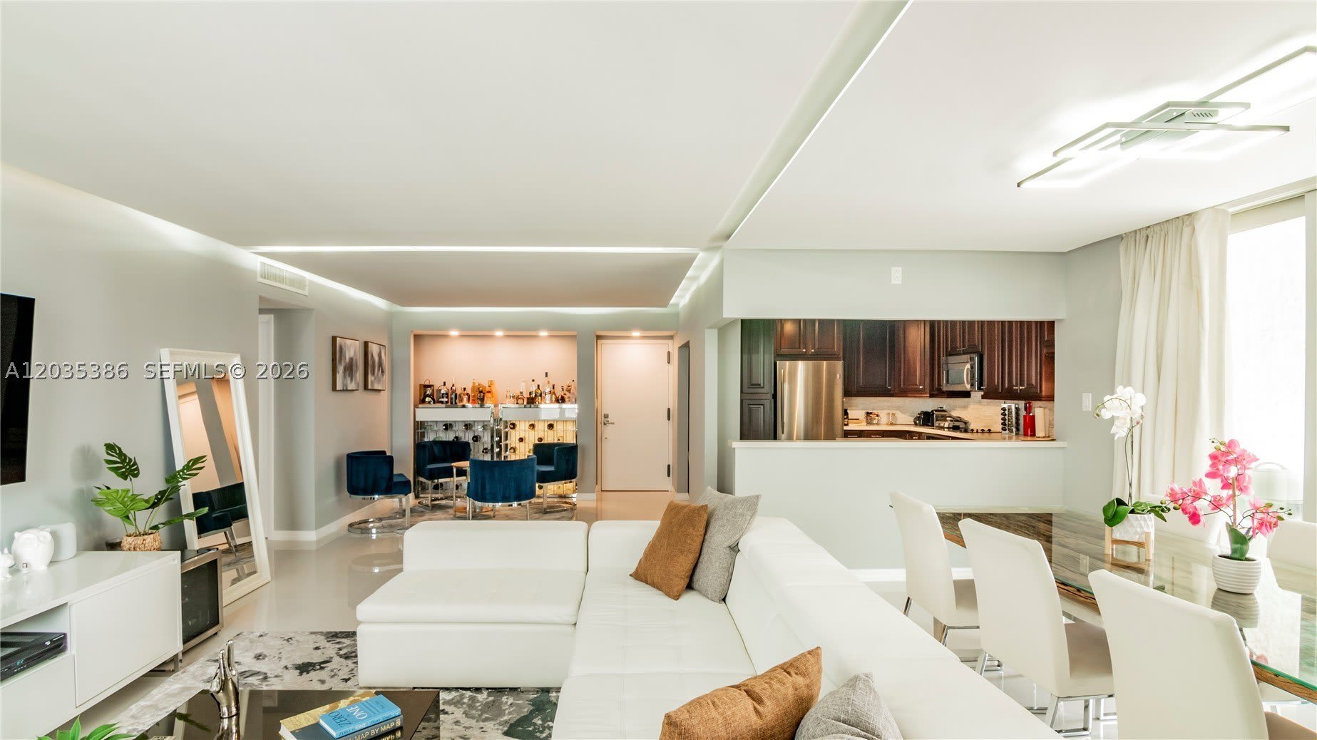 5750 Collins Ave – photo 4
