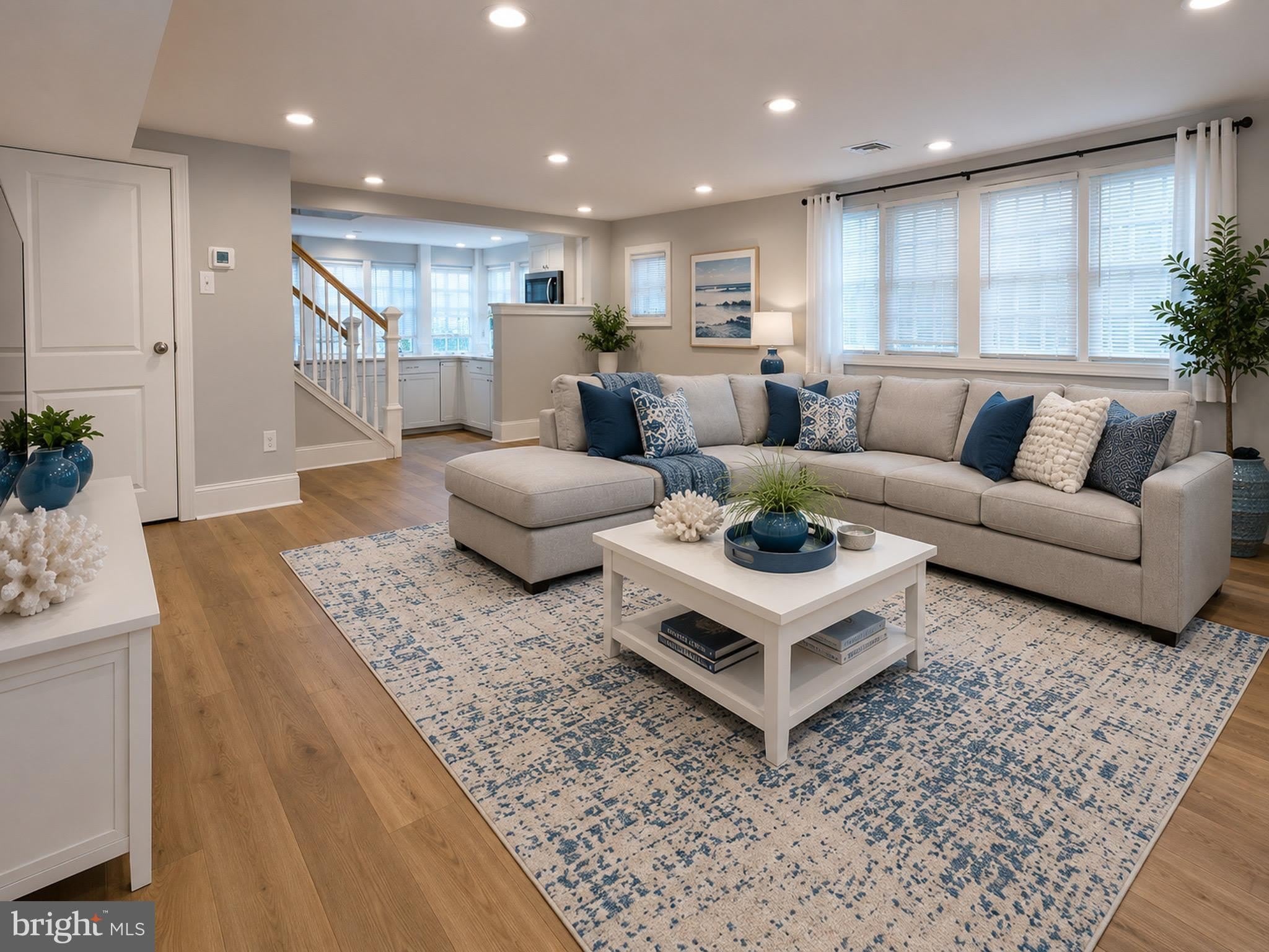233 E MONTGOMERY Avenue – photo 1