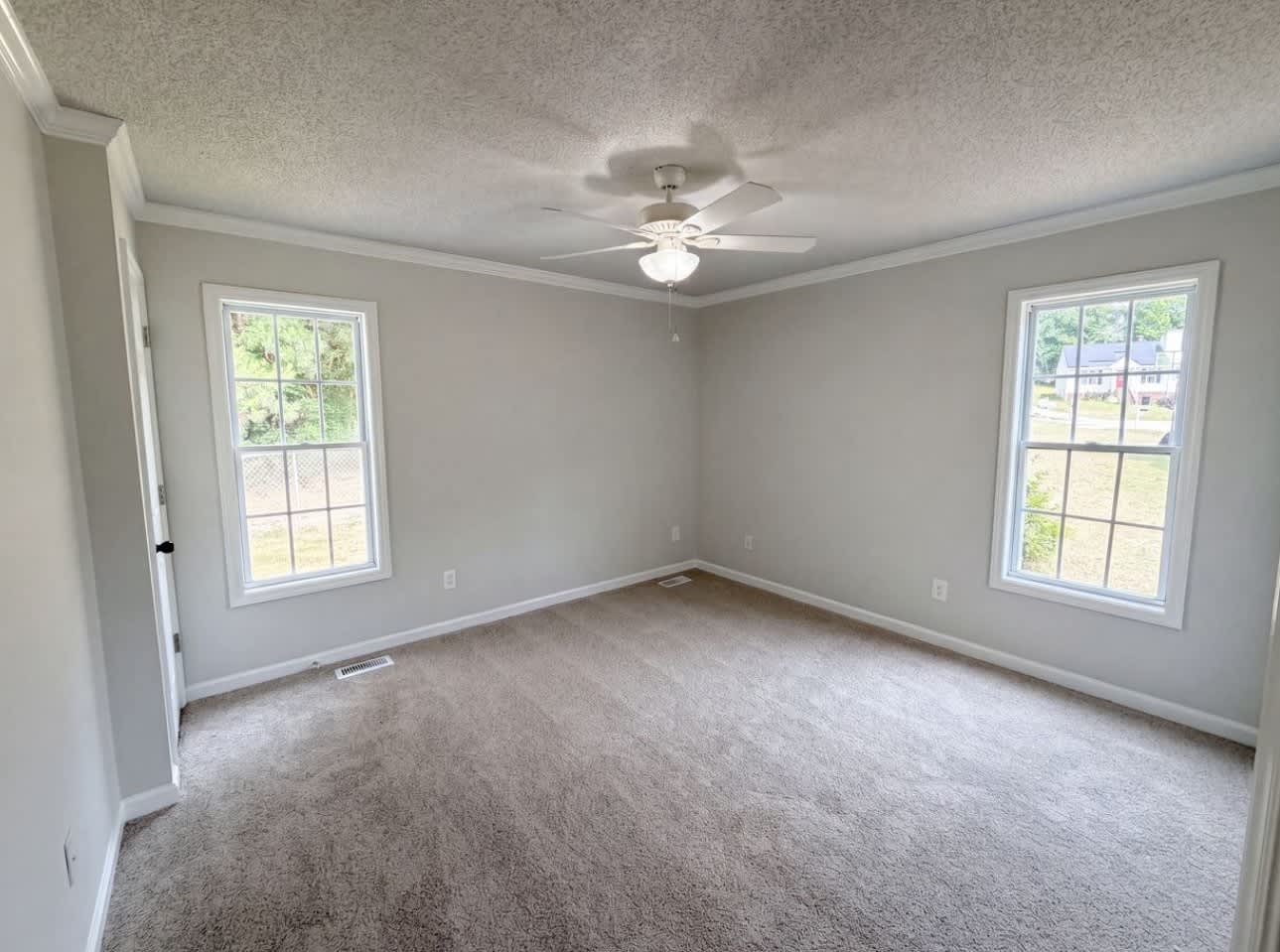 1024 Laurel Leaf Rd – photo 4