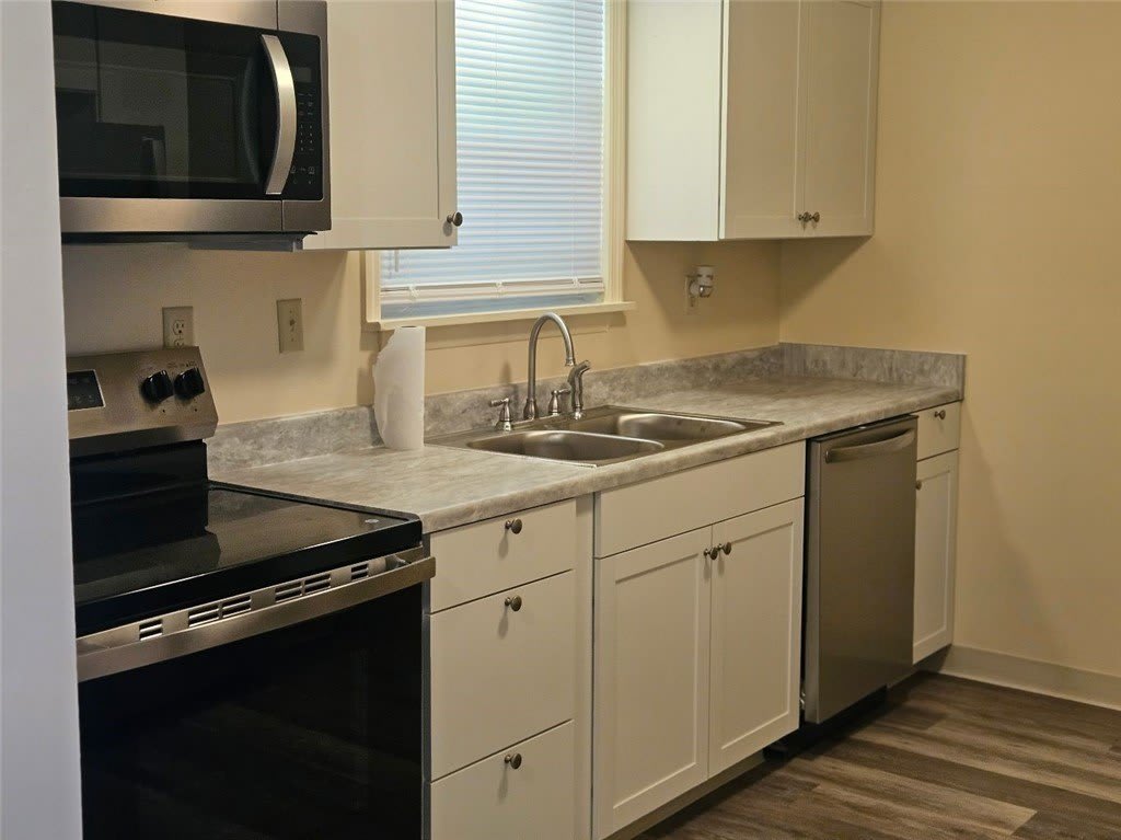 909 Chapel Rd – photo 3