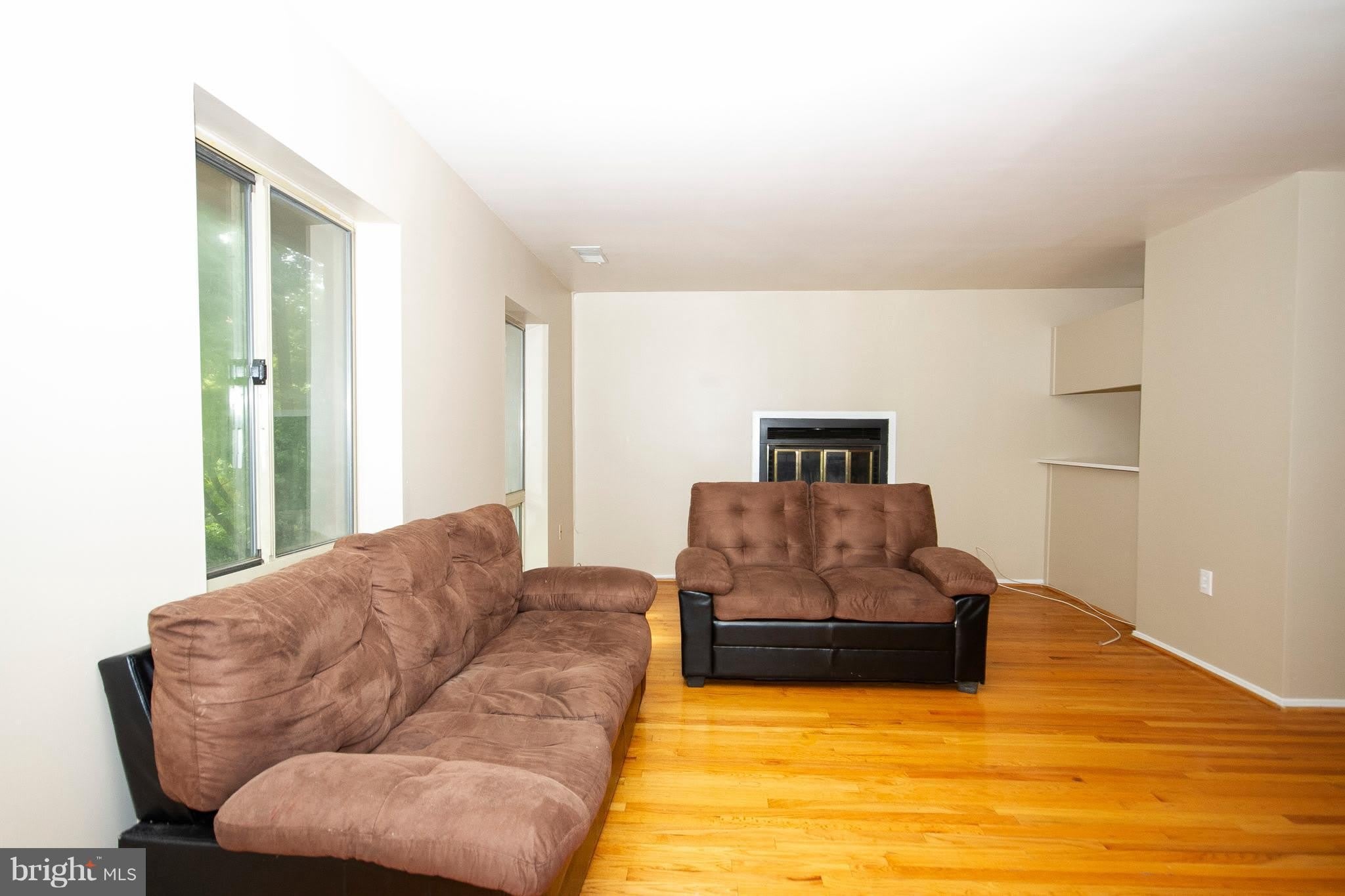 10-B LEE Street W – photo 4