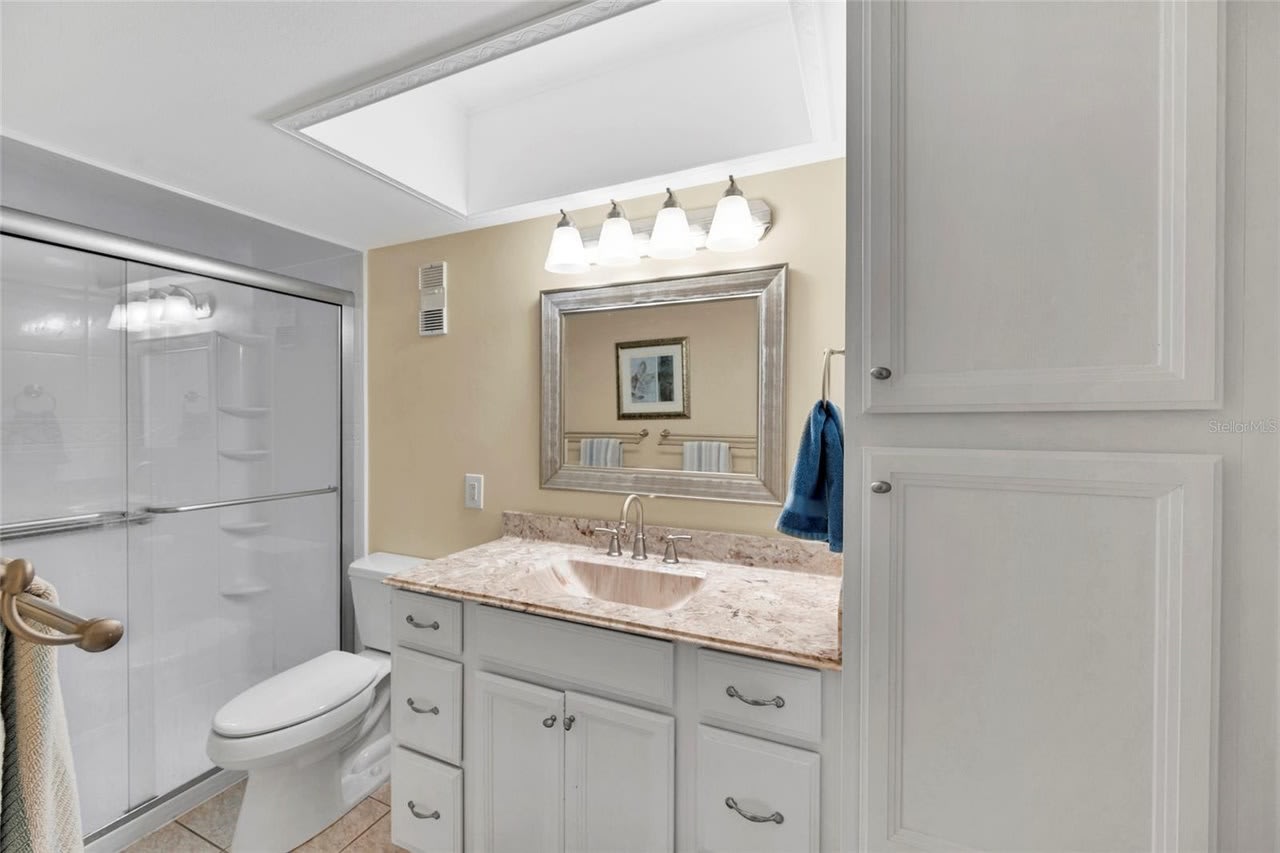 4900 Brittany Drive South – photo 3