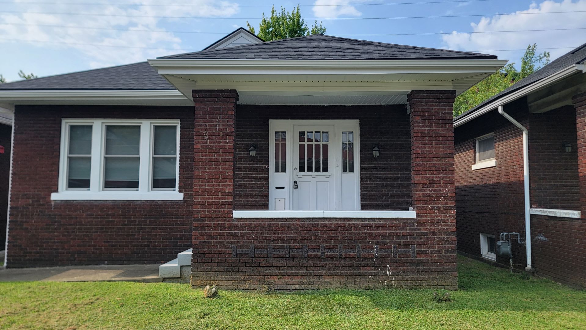 2BR/2BA Near UofL – Private Lower-Level Suite, Washer/Dryer, Pet-Friendly – photo 1