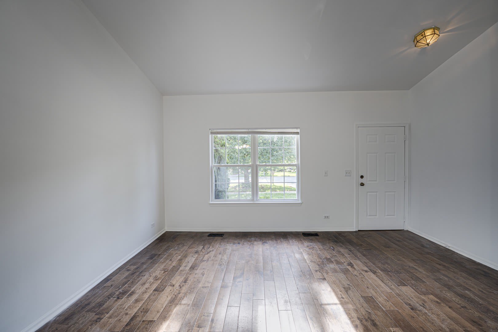 2884 Cedar Glade Drive – photo 4