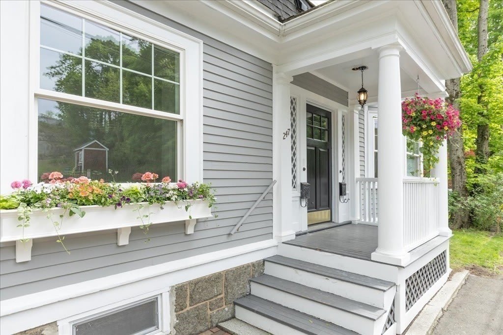 247 Hale St 2 – photo 2