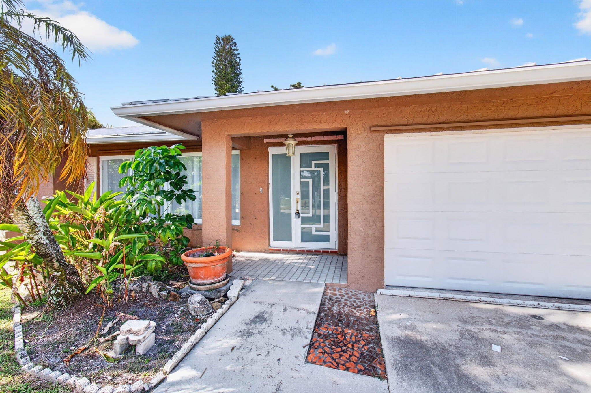 4760 Bison Street – photo 3