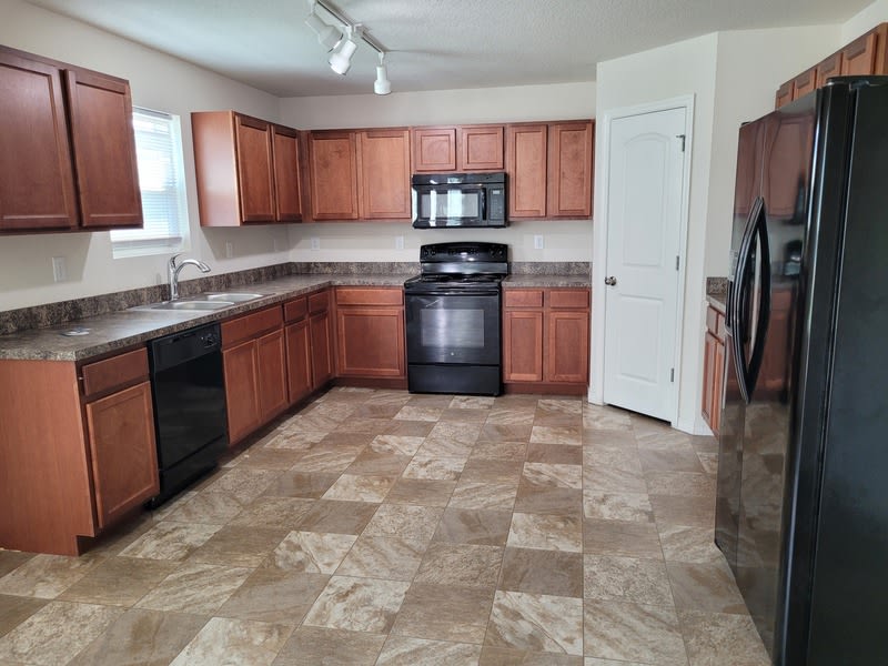 1869 Snapper Dr – photo 2