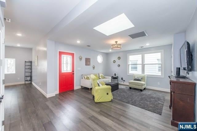60 Garibaldi Avenue – photo 4