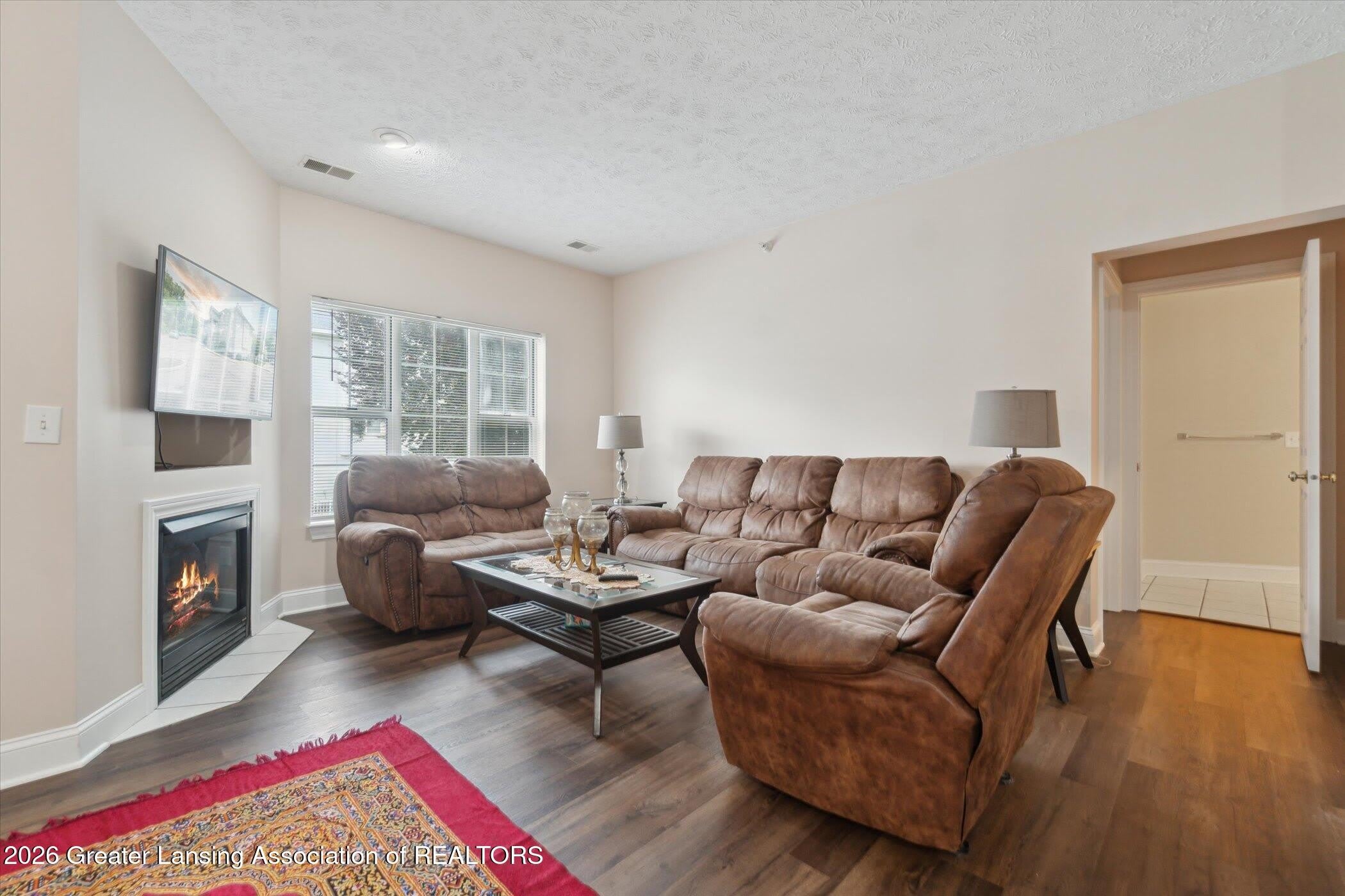 268 W Saginaw Street – photo 2