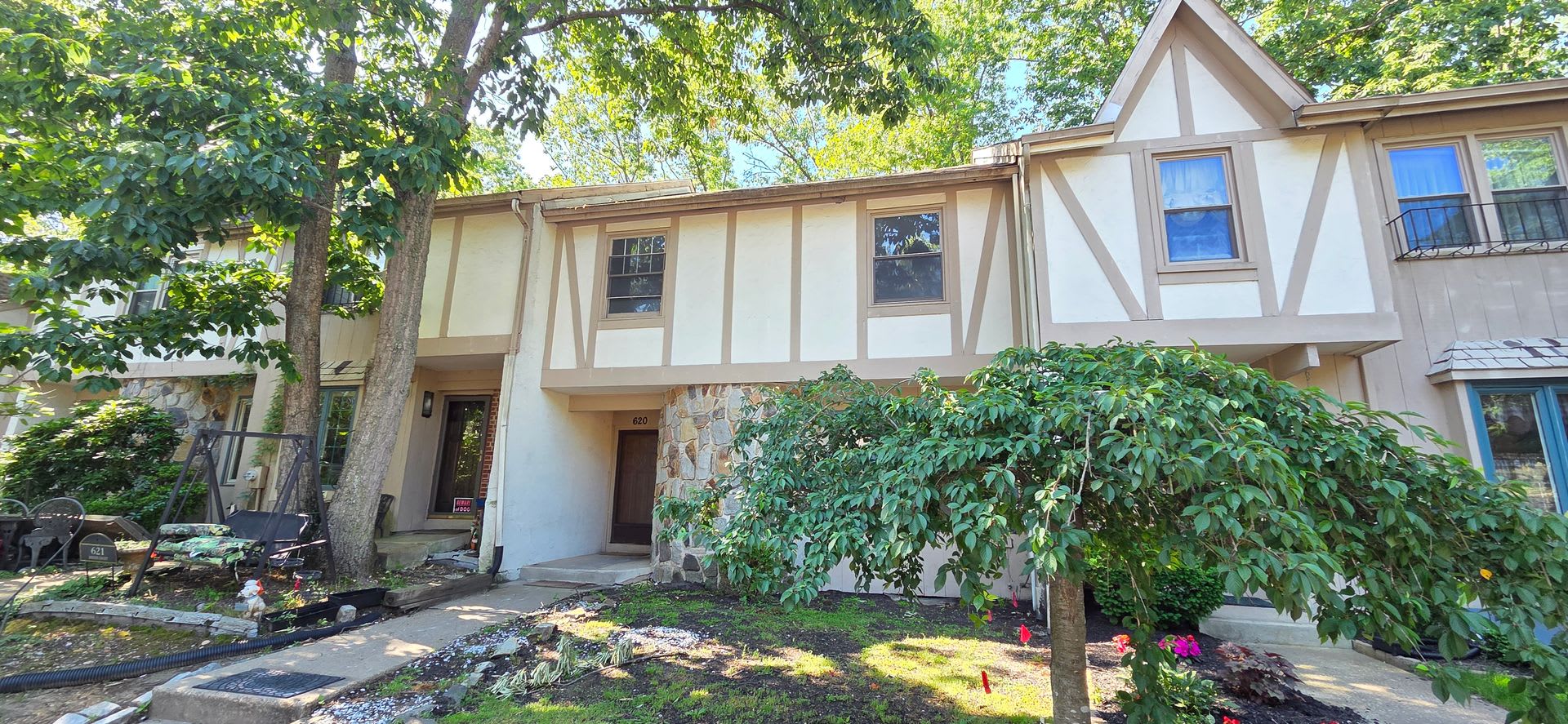 "Modern Comfort in Sicklerville: Your Dream Rental Awaits at 620 Jaeger Ct!" – photo 4