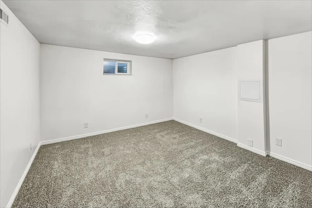 2955 Fillmore Street Northeast – photo 2