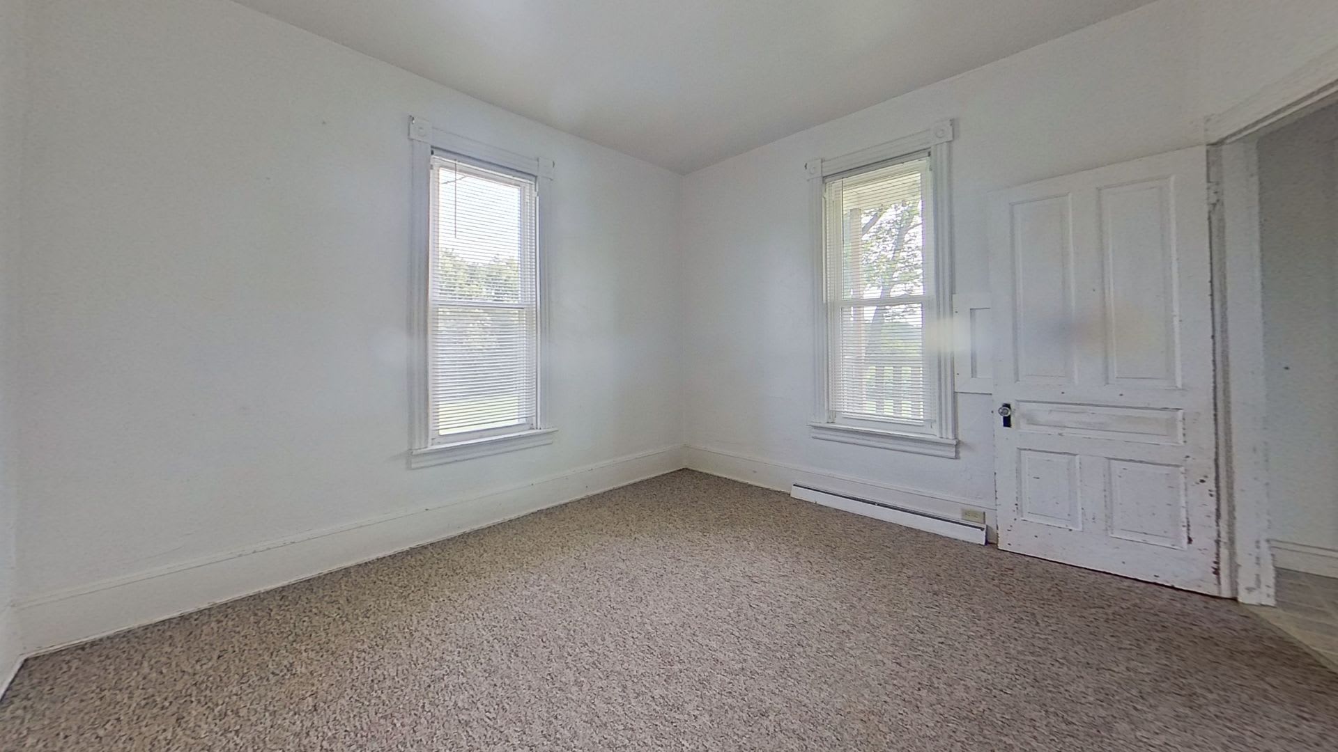 Charming Farm Home in New Freedom – photo 5