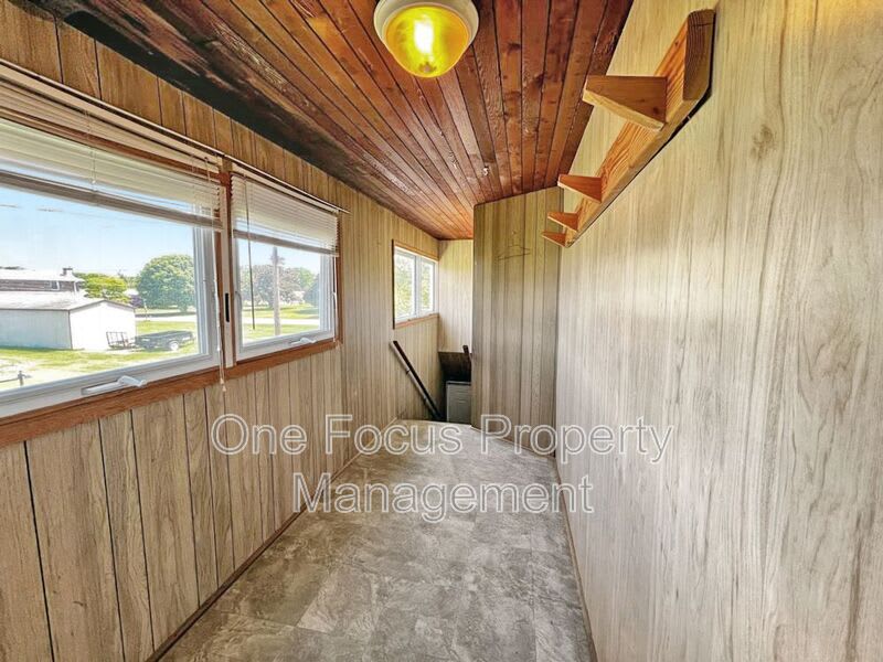 935 E. Second Street – photo 2