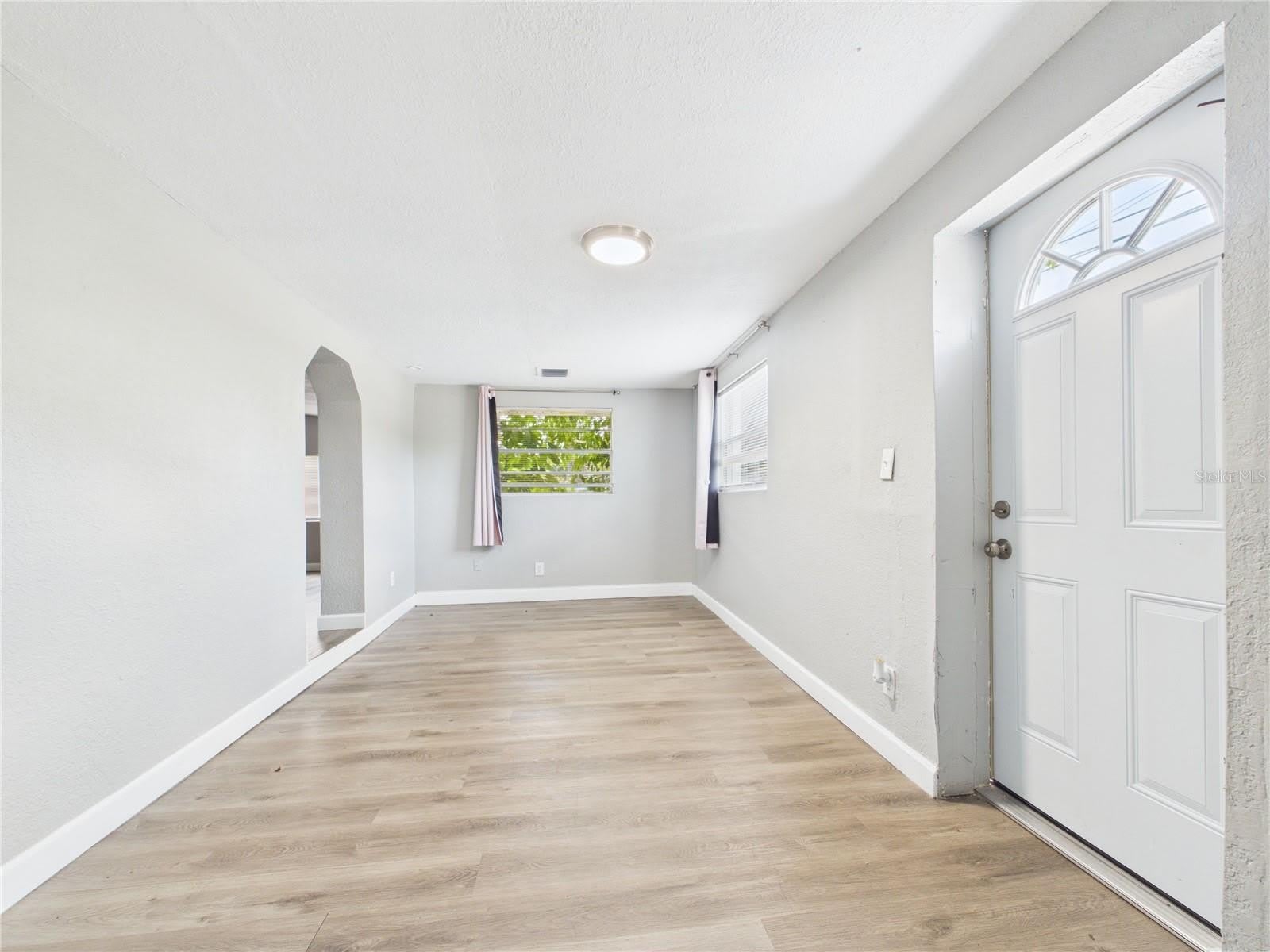 605 S DISSTON Avenue – photo 5