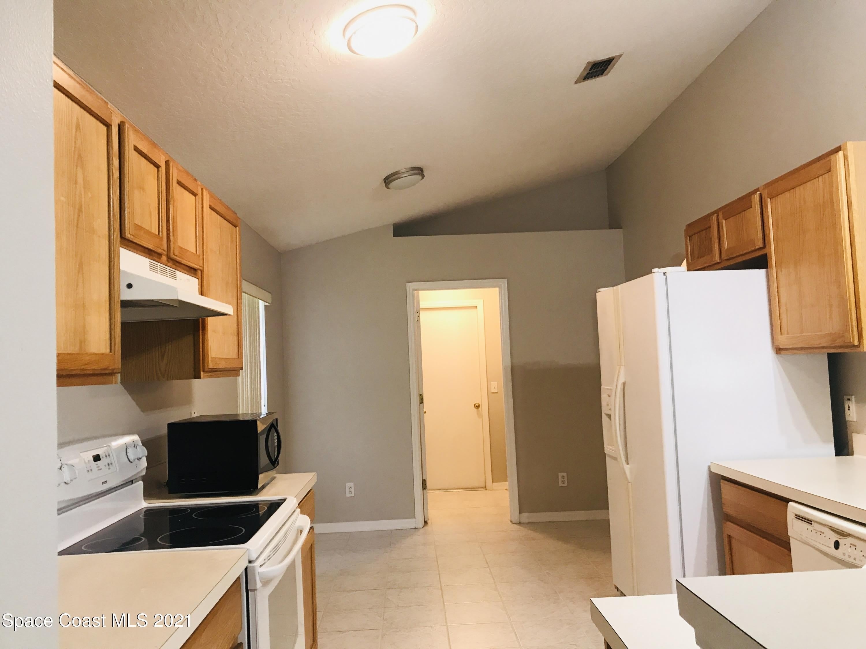 2205 Myla Lane – photo 4