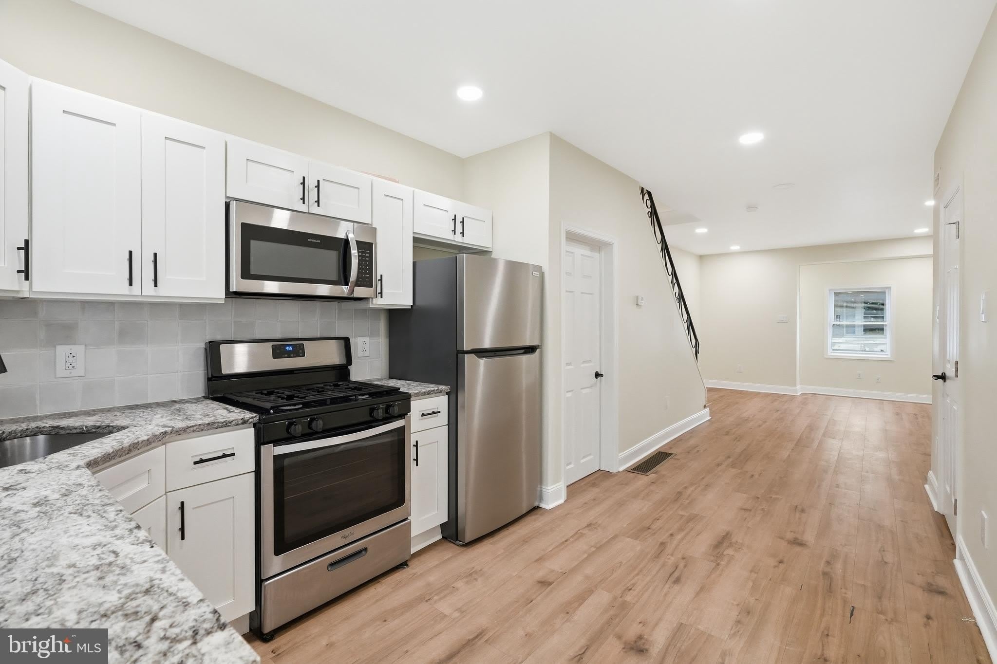 1441 S MARSTON Street – photo 2