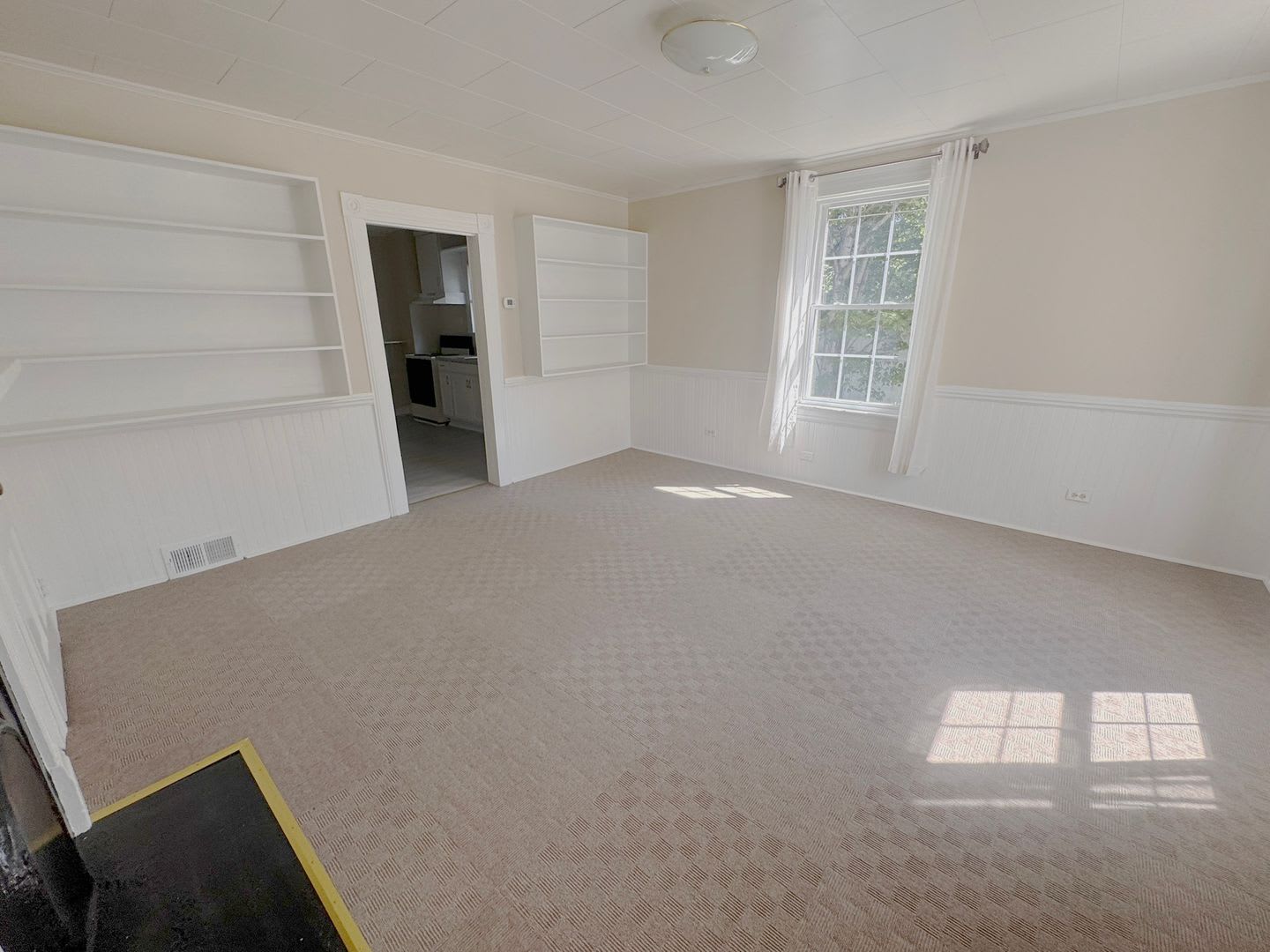 57 Fairfield Ave. – photo 2