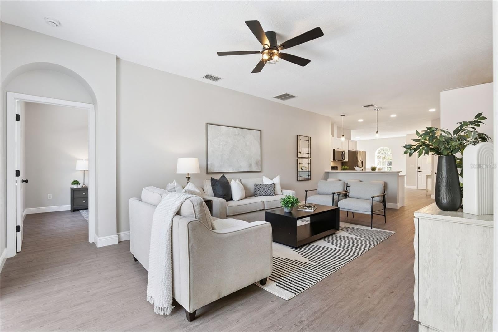 1209 CATHCART Circle – photo 3
