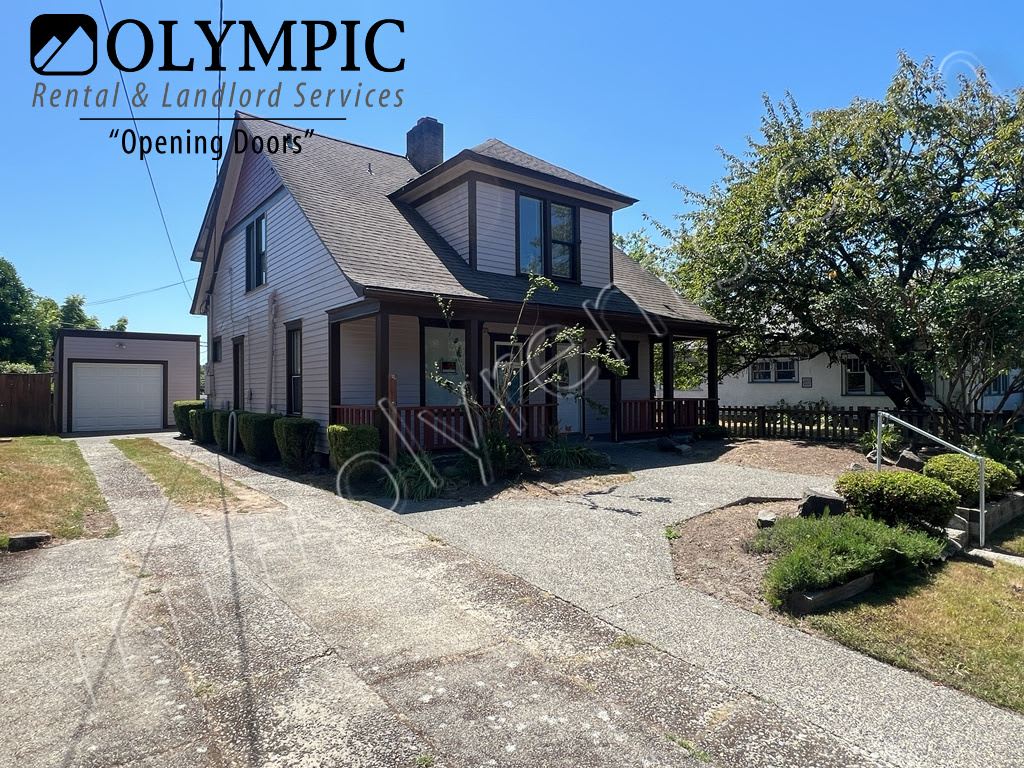 1009 State Ave NE – photo 2