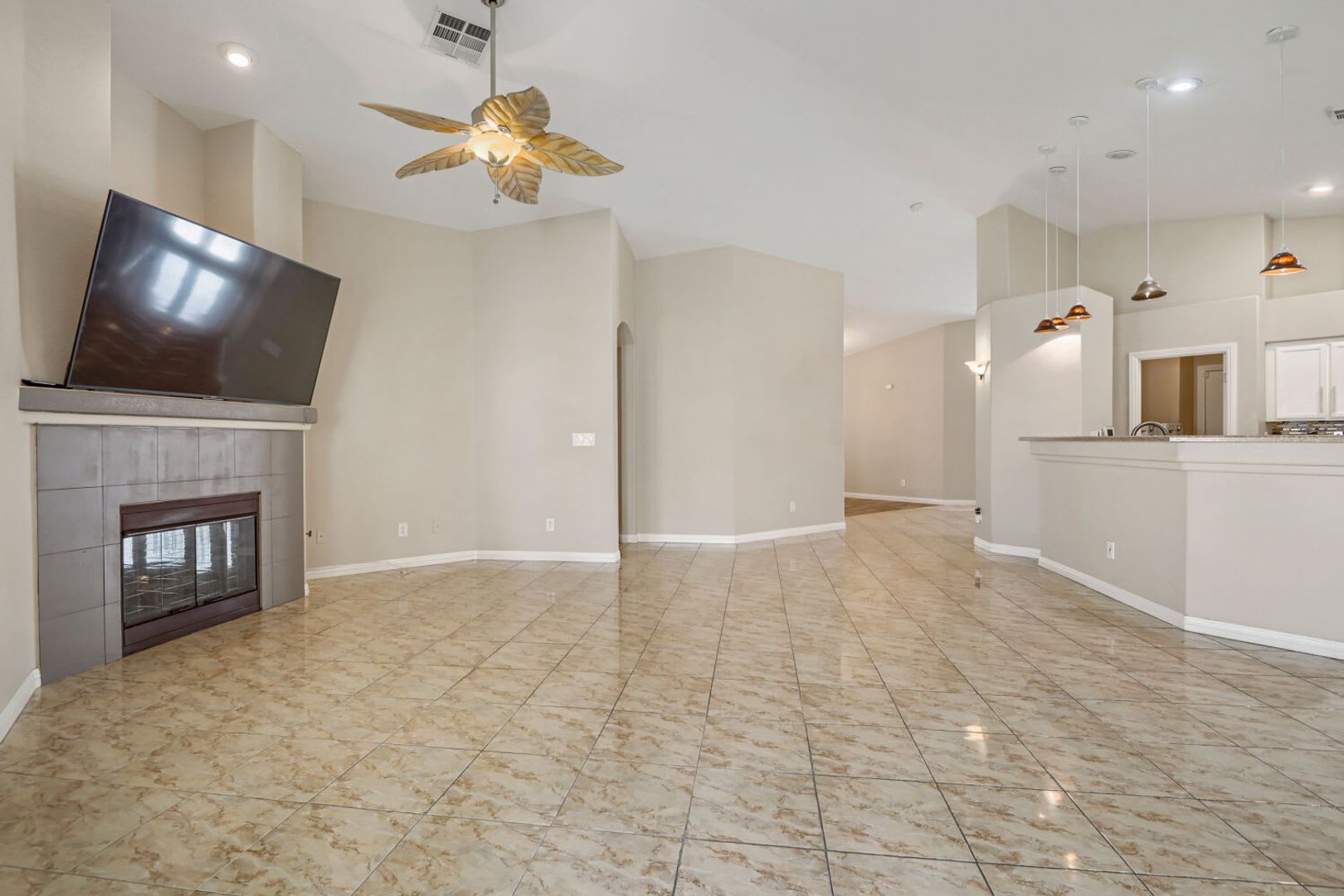 Stunning Aliante Home with 2 Primary Suites, Upgraded Yard & Solar! – photo 4