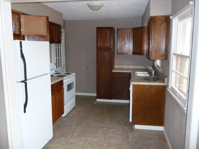 Central location, large corner lot – photo 4