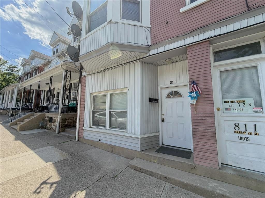 811 Itaska Street – photo 3