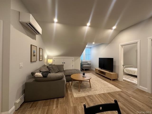68 Nassau Road – photo 2
