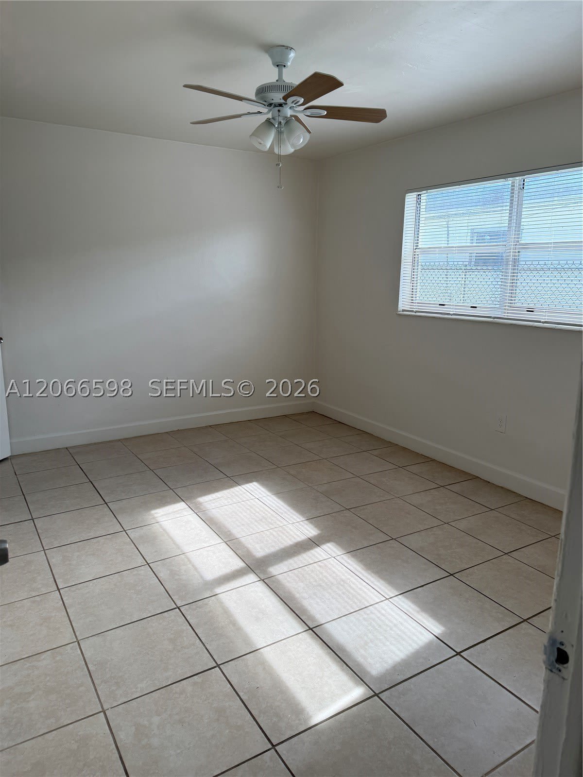 7241 Venetian St – photo 5