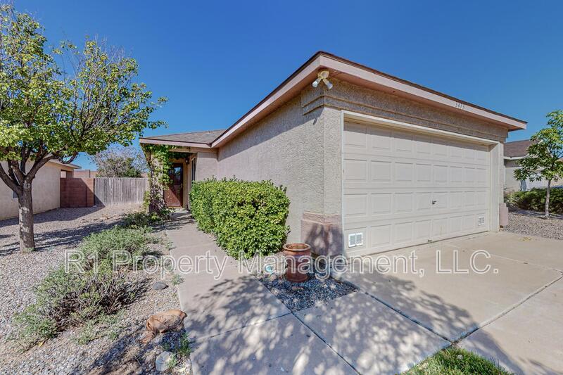 3473 Martin Meadows Drive Northeast – photo 2