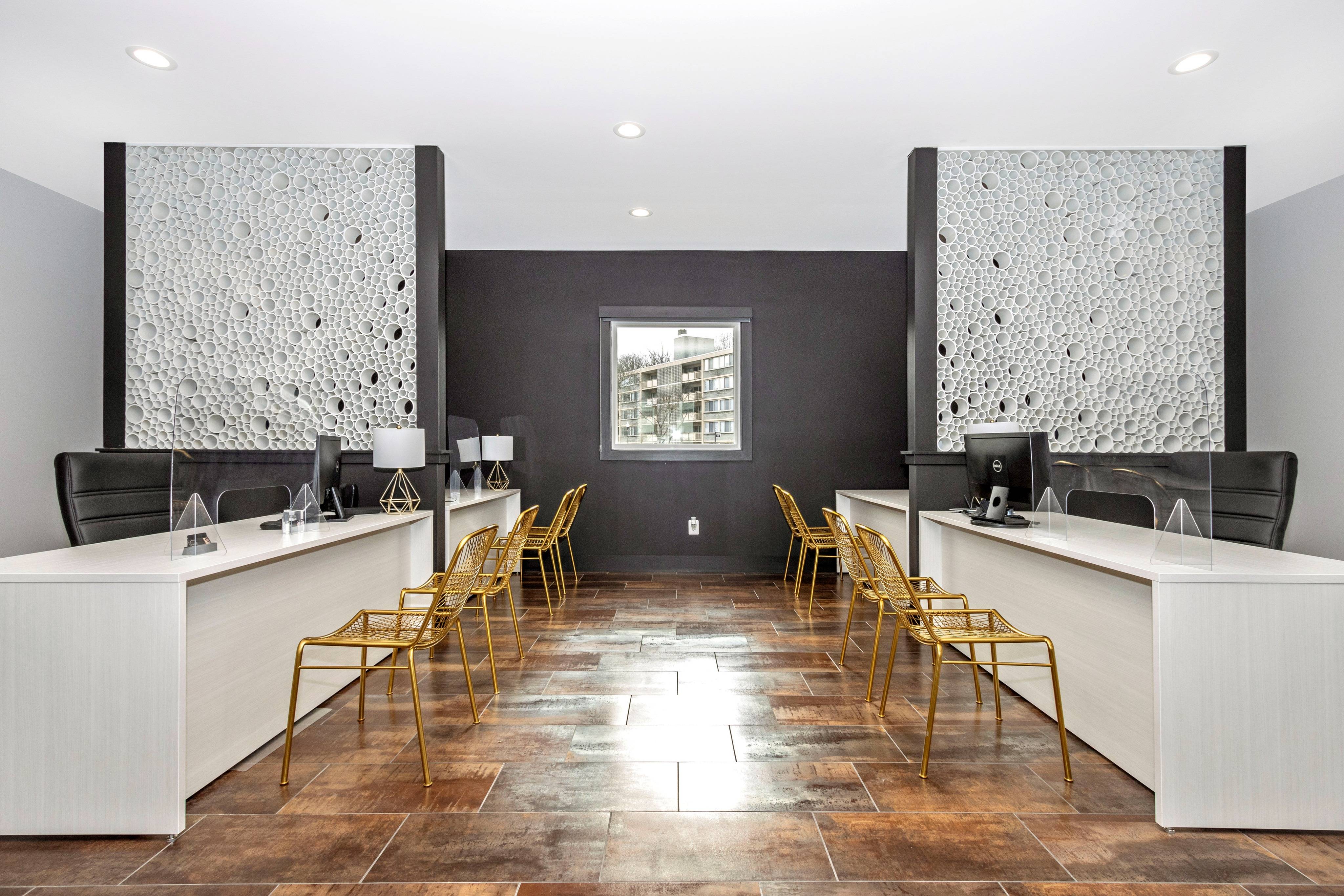 209 at Pickwick Apartments – photo 4