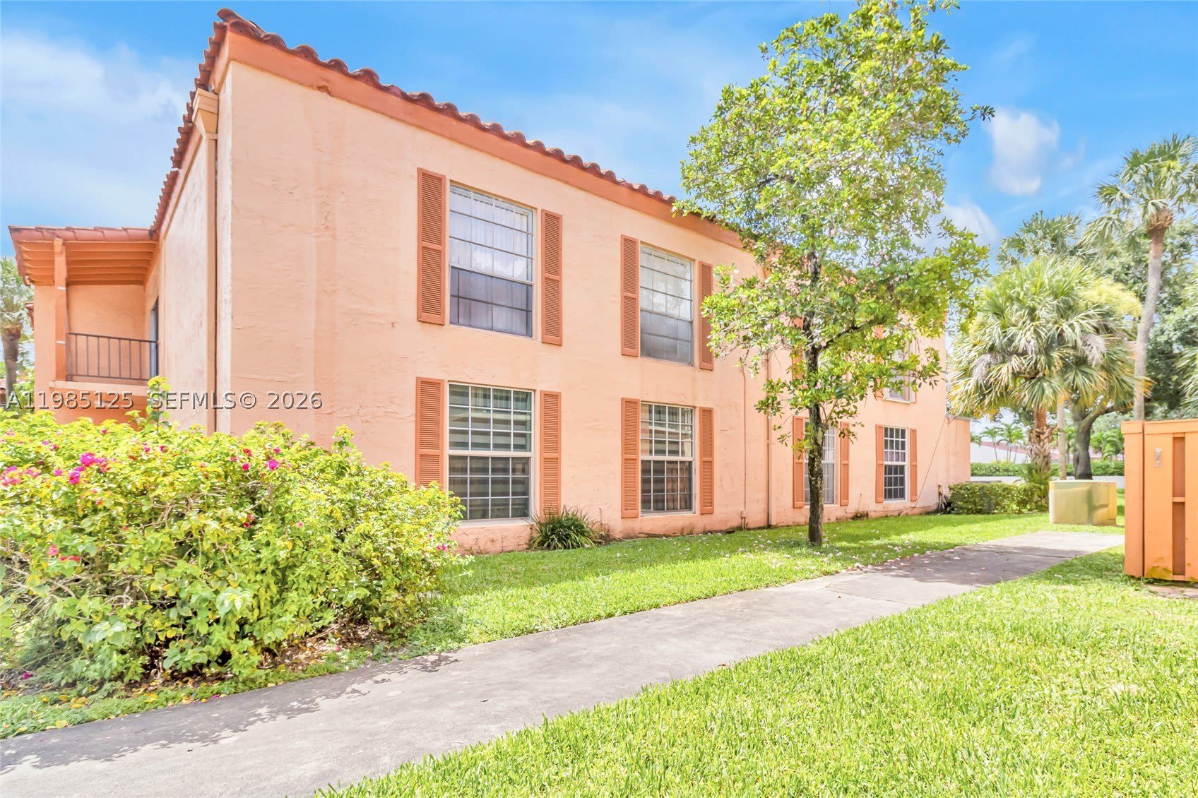 7201 Miami Lakes Dr – photo 4